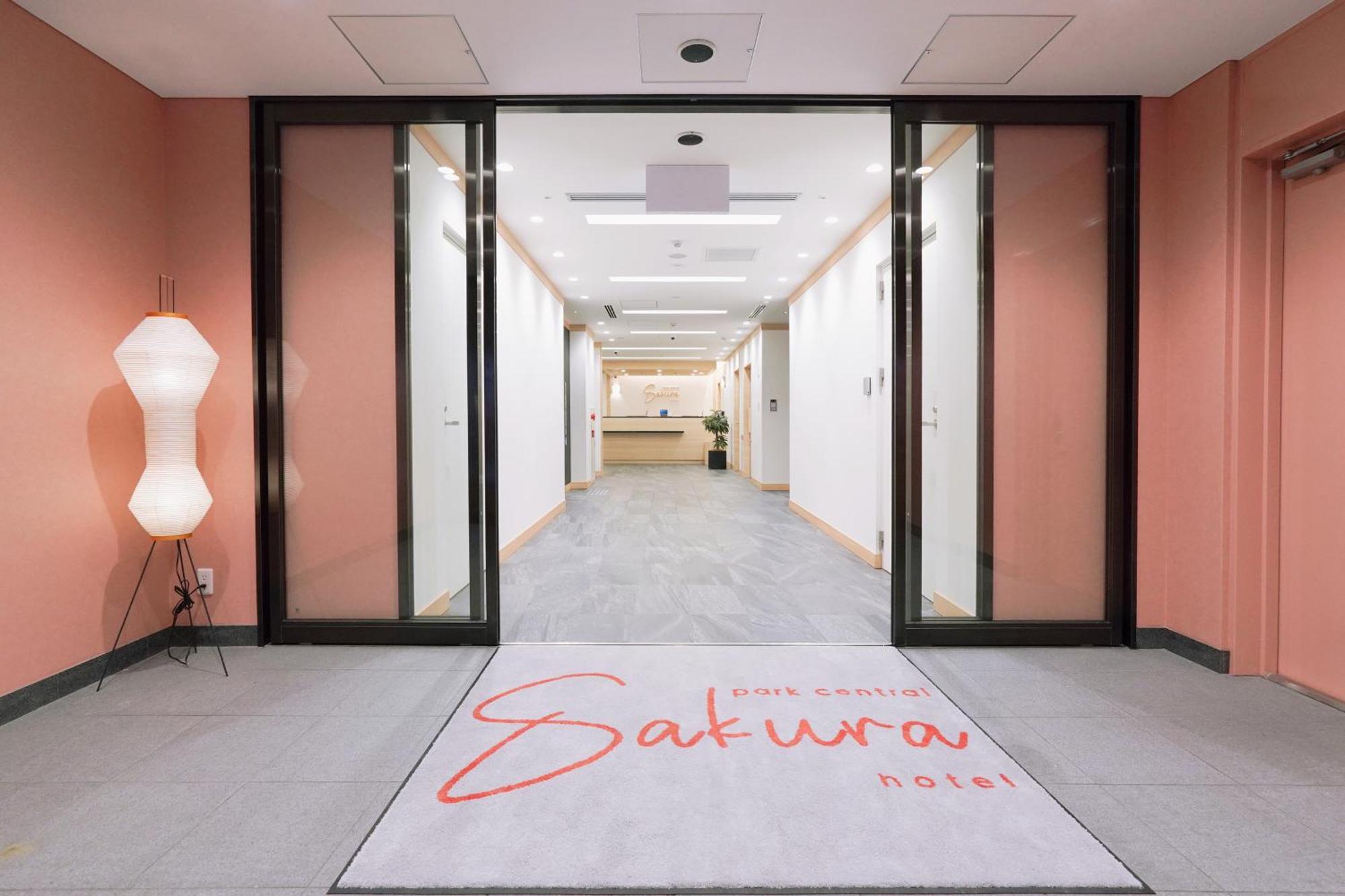 Park Central Sakura Hotel Ōsaka Exterior foto